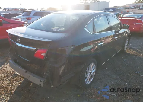 2017 Nissan Sentra S z USA, uszkodzony, nr VIN 3N1AB7AP3HY299443